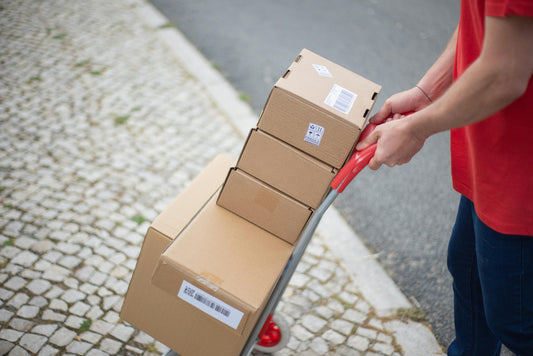Paketweiterleitung und Sammelnachsendung über deutsche Geschäftsadresse